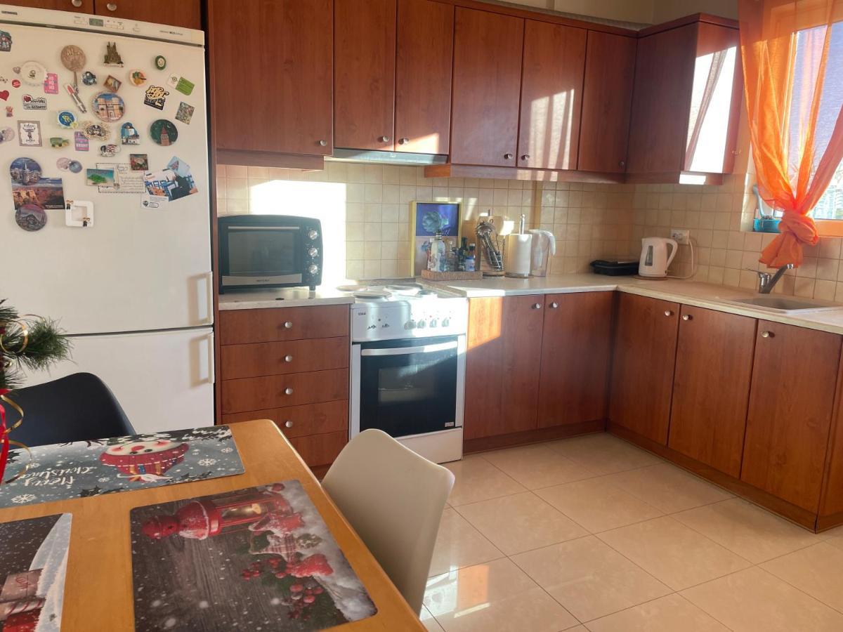 Room Near Athens Airport & Pallini Metro & Bus Station Экстерьер фото